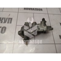 Кронштейн масляного фильтра Audi 80 90 B3 86-91