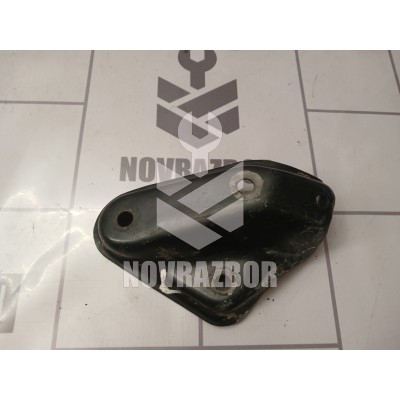 Кронштейн двигателя левый Audi 80 90 B3 86-91 Кронштейн двигателя левый Audi 80 90 B3 86-91