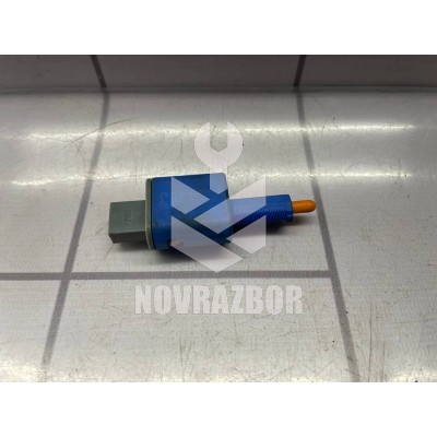 Выключатель концевой Renault Megane 3 09-16