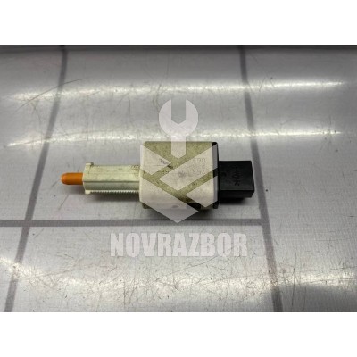 Датчик включения стопсигнала Renault Megane 3 09-16