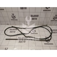 Уплотнитель Audi 80 90 B3 86-91