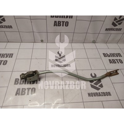 Кронштейн тяги МКПП Audi 80 90 B3 86-91 Кронштейн тяги МКПП Audi 80 90 B3 86-91