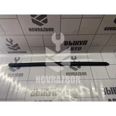 Молдинг стекла Peugeot 307 2001-2008 Молдинг стекла Peugeot 307 2001-2008
