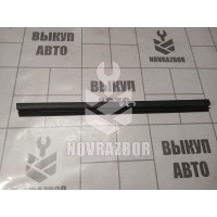 Уплотнитель стекла двери Mitsubishi Lancer 10 CX CY 07-17