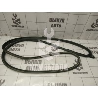 Уплотнитель двери Mitsubishi Lancer 10 CX CY 07-17