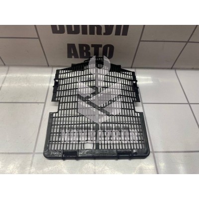 Решетка вентиляционная Audi 80 90 B3 86-91 Решетка вентиляционная Audi 80 90 B3 86-91