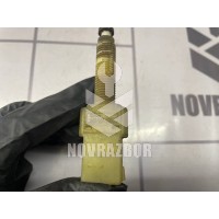 Датчик включения стопсигнала Audi 80  90  B3  86-91