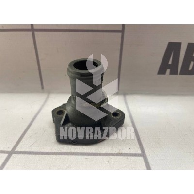 Фланец / тройник Audi 80 90 B3 86-91 Фланец / тройник Audi 80 90 B3 86-91