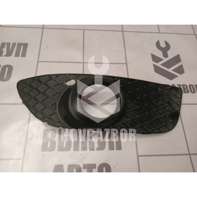 Решетка в бампер правая Mitsubishi Lancer 10 CX CY 07-17 Решетка в бампер правая Mitsubishi Lancer 10 CX CY 07-17