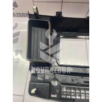 Накладка (кузов внутри) Mitsubishi Lancer 10 CX  CY 07-17