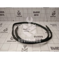 Уплотнитель Renault Logan 2005-2014