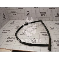 Уплотнитель стекла двери Renault Logan 2005-2014