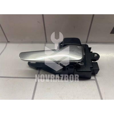 Ручка двери внутренняя правая Mitsubishi Lancer 10 CX CY 07-17 Ручка двери внутренняя правая Mitsubishi Lancer 10 CX CY 07-17