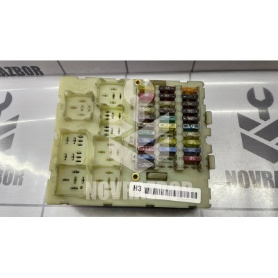 Блок предохранителей Ford Focus 1 1998-2004 Блок предохранителей Ford Focus 1 1998-2004