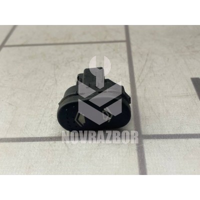 Кнопка стеклоподъемника Ford Focus 1 1998-2004 Кнопка стеклоподъемника Ford Focus 1 1998-2004