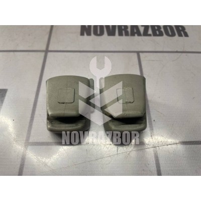 Крючок солнцезащитного козырька Ford Focus 1 1998-2004