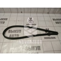 Уплотнитель капота Mitsubishi Lancer 10 CX CY 07-17