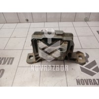 Опора двигателя правая Ford Focus 2 05-08