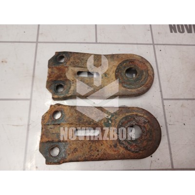 Кронштейн передней балки Ford Focus 2 05-08