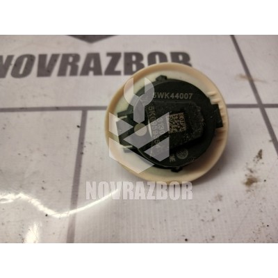 Датчик AIR BAG VW Golf 6 09-12