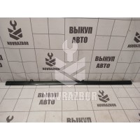 Молдинг передней левой двери Ford Focus 2 05-08