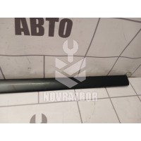 Молдинг передней левой двери Ford Focus 2 05-08