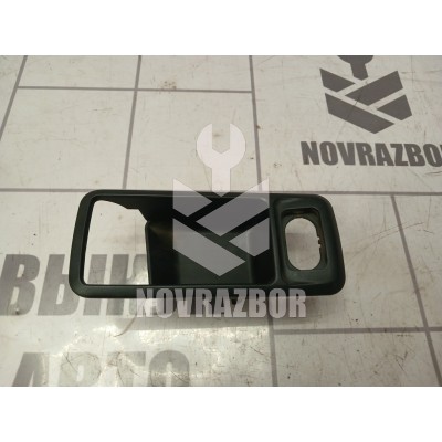 Накладка ручки внутренней Ford Focus 2 05-08 Накладка ручки внутренней Ford Focus 2 05-08