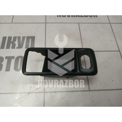 Накладка ручки внутренней Ford Focus 2 05-08 Накладка ручки внутренней Ford Focus 2 05-08