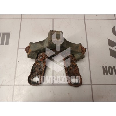 Кронштейн глушителя Skoda Yeti 2009-2018