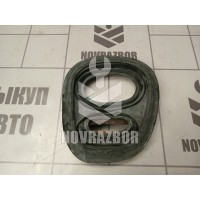 Уплотнитель Skoda Yeti 2009-2018