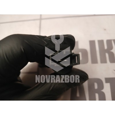 Датчик температуры Skoda Yeti 2009-2018 Датчик температуры Skoda Yeti 2009-2018