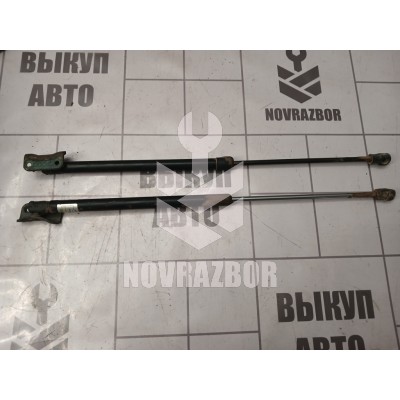 Амортизатор двери багажника Skoda Yeti 2009-2018