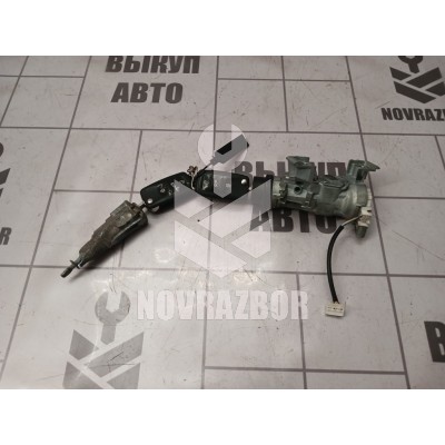 Замок зажигания Skoda Yeti 2009-2018 Замок зажигания Skoda Yeti 2009-2018