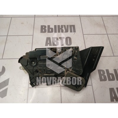 Замок двери задней левой Skoda Yeti 2009-2018