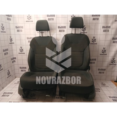 Сиденья комплект Skoda Yeti 2009-2018