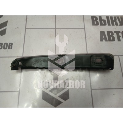 Направляющая заднего бампера левая Skoda Yeti 2009-2018