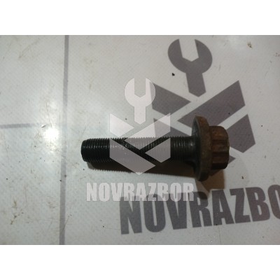 Болт Skoda Yeti 2009-2018