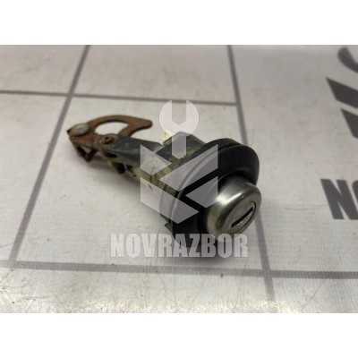 Вставка замка багажника Renault Logan 2 14-18