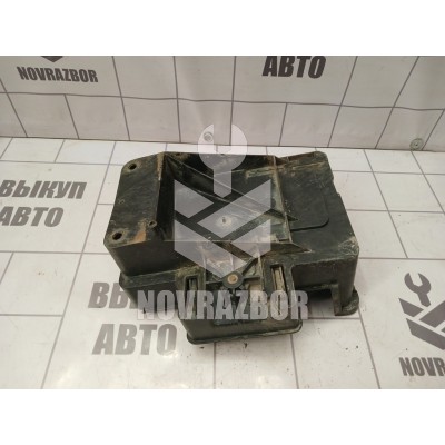 Крепление АКБ (корпус/подставка) Ford Focus 1 1998-2004 Крепление АКБ (корпус/подставка) Ford Focus 1 1998-2004