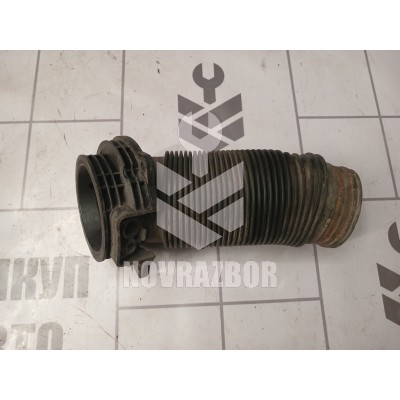 Патрубок воздушного фильтра Skoda Yeti 2009-2018