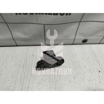 Кронштейн (сопут. товар) Skoda Yeti 2009-2018