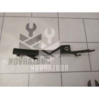 Накладка лобового стекла правая Renault Logan 2 14-18