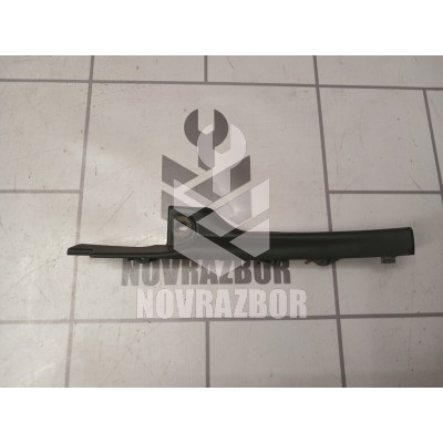 Накладка лобового стекла левая Renault Logan 2 14-18