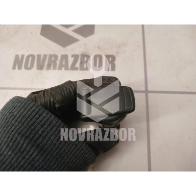 Гнездо прикуривателя Renault Logan 2 14-18 Гнездо прикуривателя Renault Logan 2 14-18