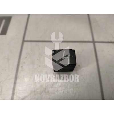 Реле Daewoo Nexia 95-16