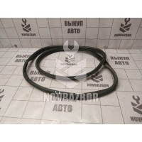 Уплотнитель Skoda Yeti 2009-2018