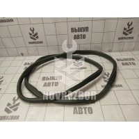 Уплотнитель Skoda Yeti 2009-2018