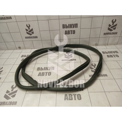 Уплотнитель Skoda Yeti 2009-2018