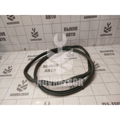 Уплотнитель Skoda Yeti 2009-2018