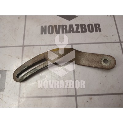 Планка натяжения ремня генератора Daewoo Nexia 95-16 Планка натяжения ремня генератора Daewoo Nexia 95-16